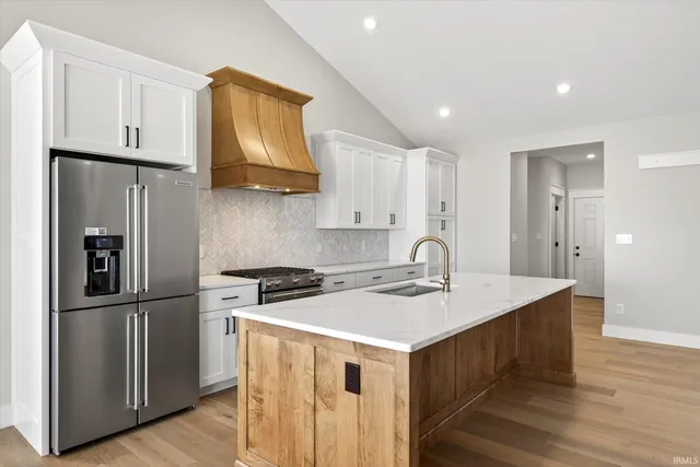 $780,000 | 724 East Crestline Drive, Bloomington, IN 47401