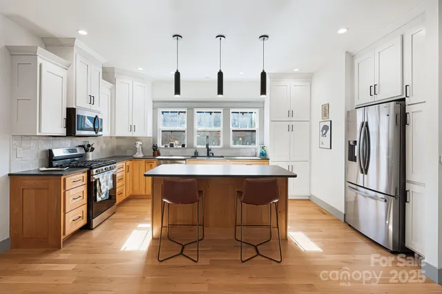 $650,000 | 41 Acona Lane, Asheville, NC 28803