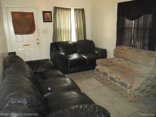 15145 Evergreen Road Detroit, MI 48223 - Photo 12 of 41