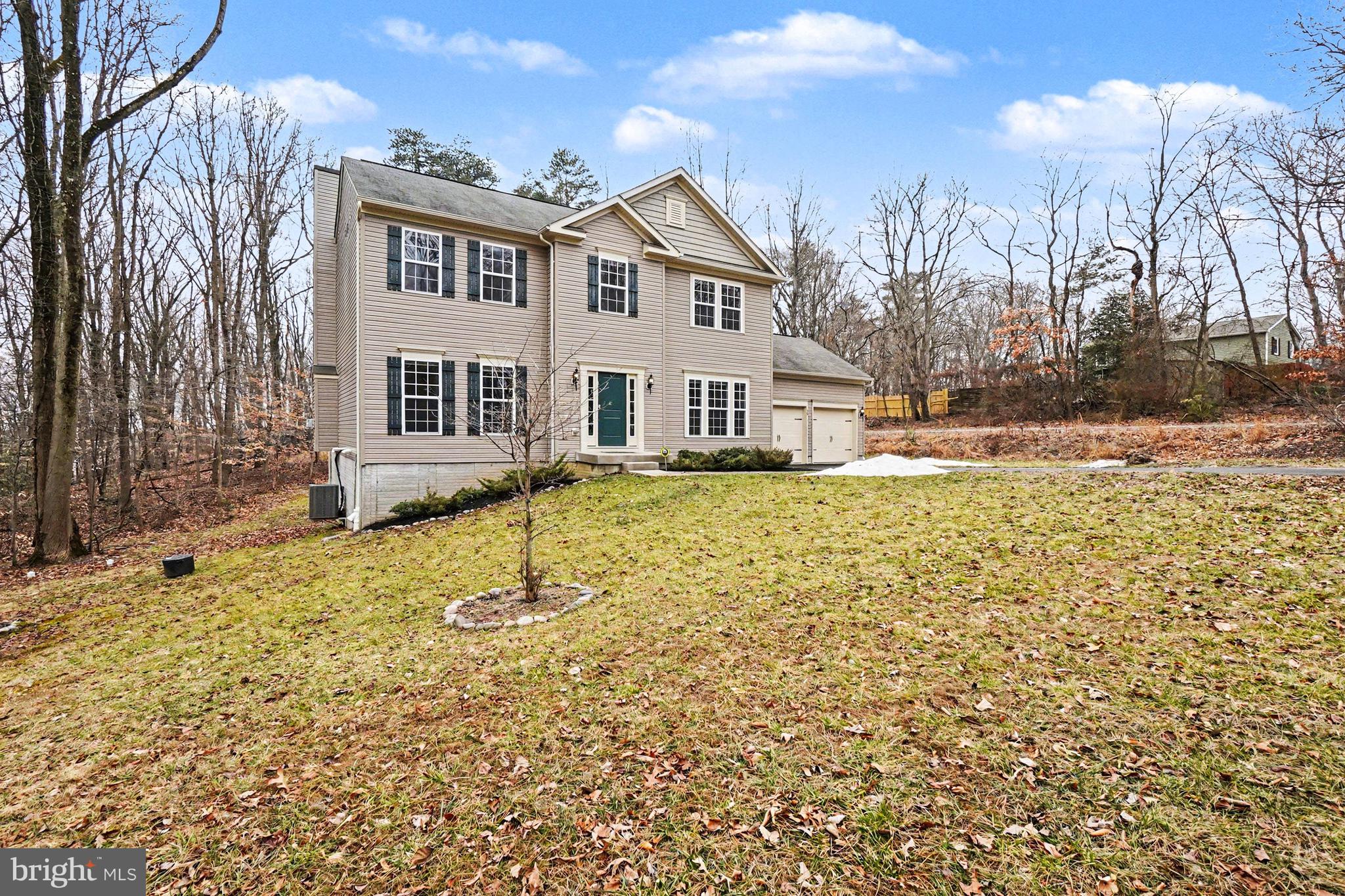 35 Sparrows Way Elkton, MD 21921 - Photo 3 of 36 a white house that has a tree in front of it