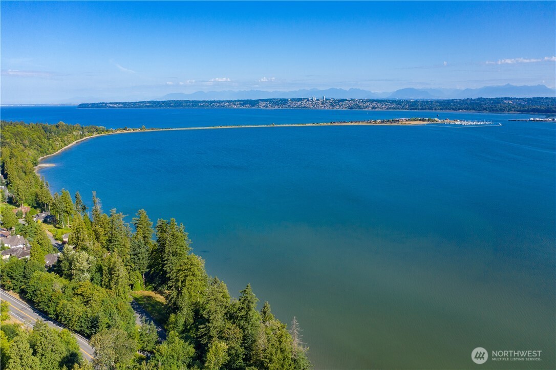 5368 Canvasback Loop Blaine, WA 98230 - Photo 11 of 16