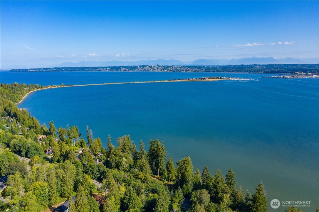 5368 Canvasback Loop Blaine, WA 98230 - Photo 12 of 16