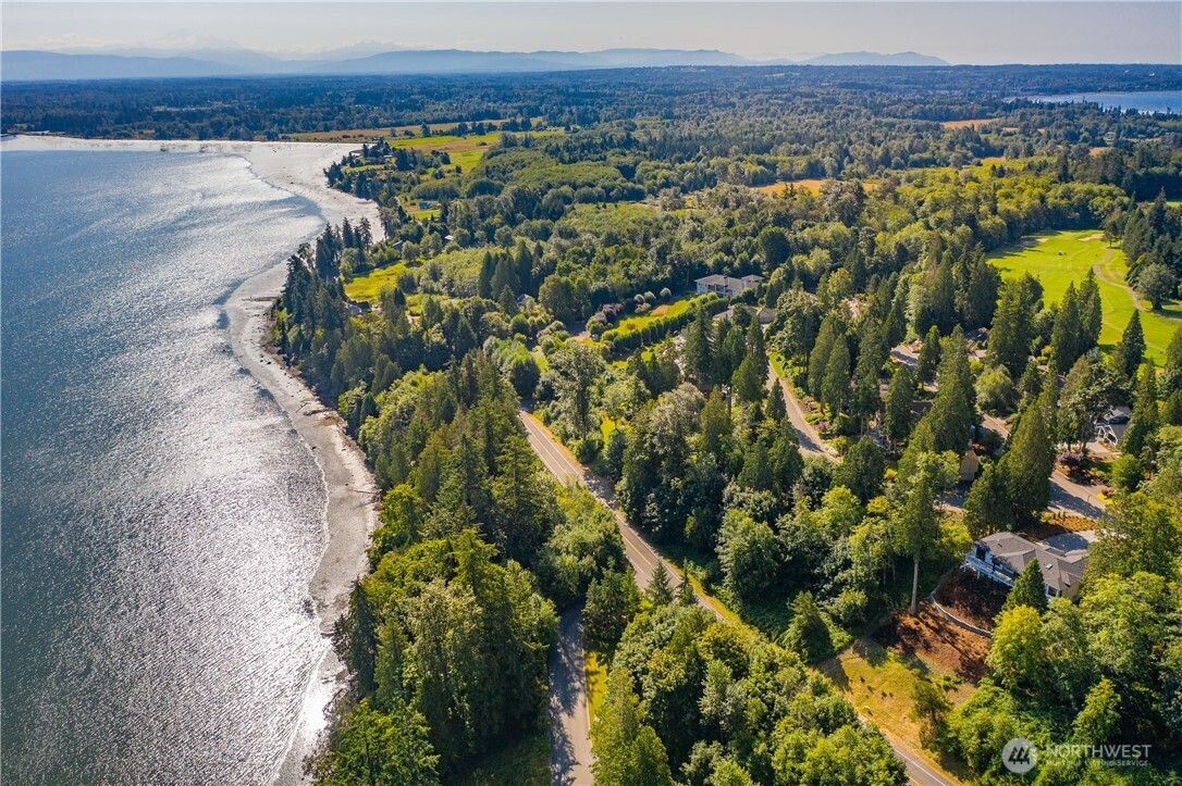 5368 Canvasback Loop Blaine, WA 98230 - Photo 15 of 16