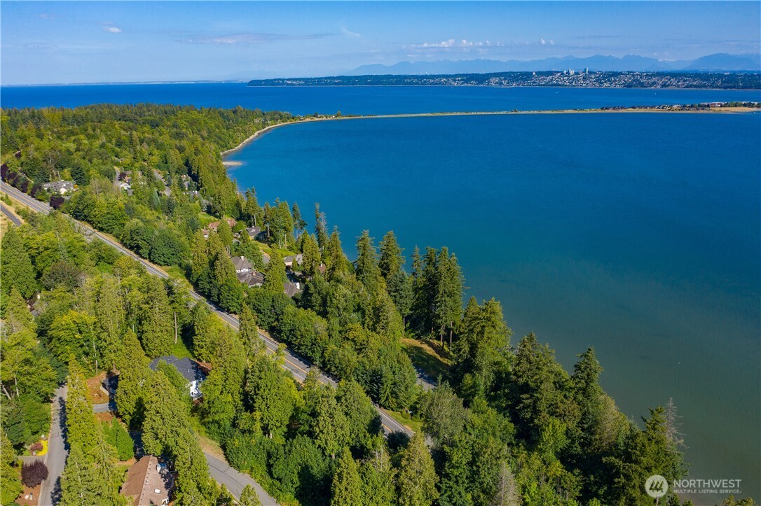 5368 Canvasback Loop Blaine, WA 98230 - Photo 8 of 16