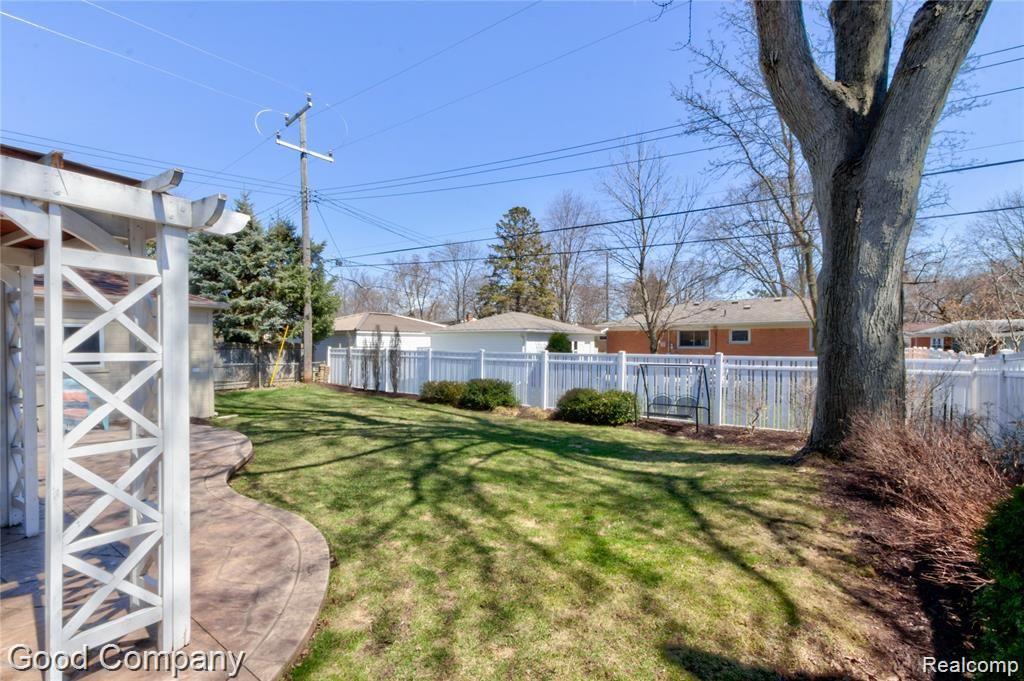 1390 Sycamore Drive Rochester, MI 48307 - Photo 47 of 52