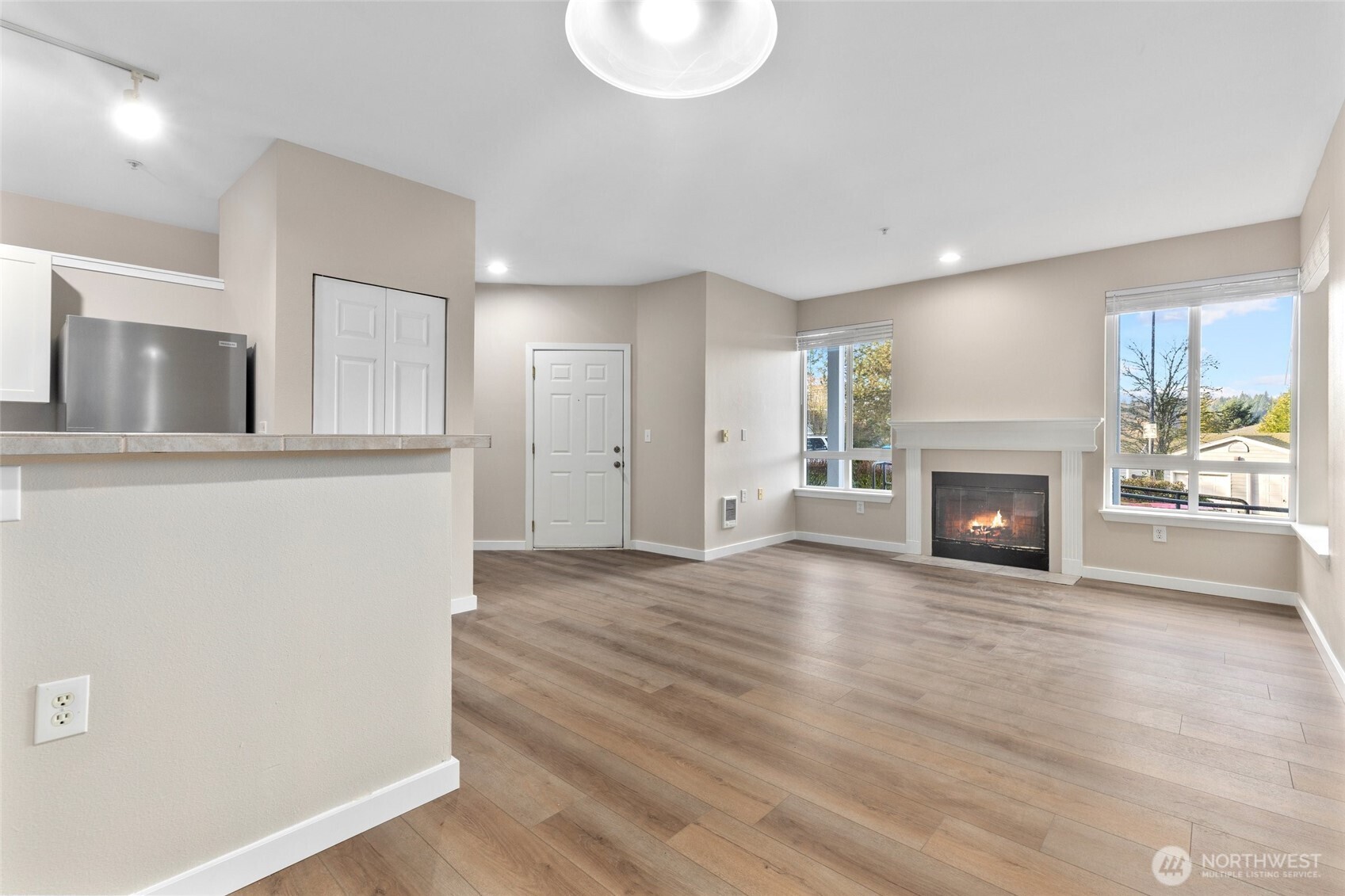 3926 243rd Place Southeast, Unit H101 Bothell, WA 98021 - Photo 8 of 29