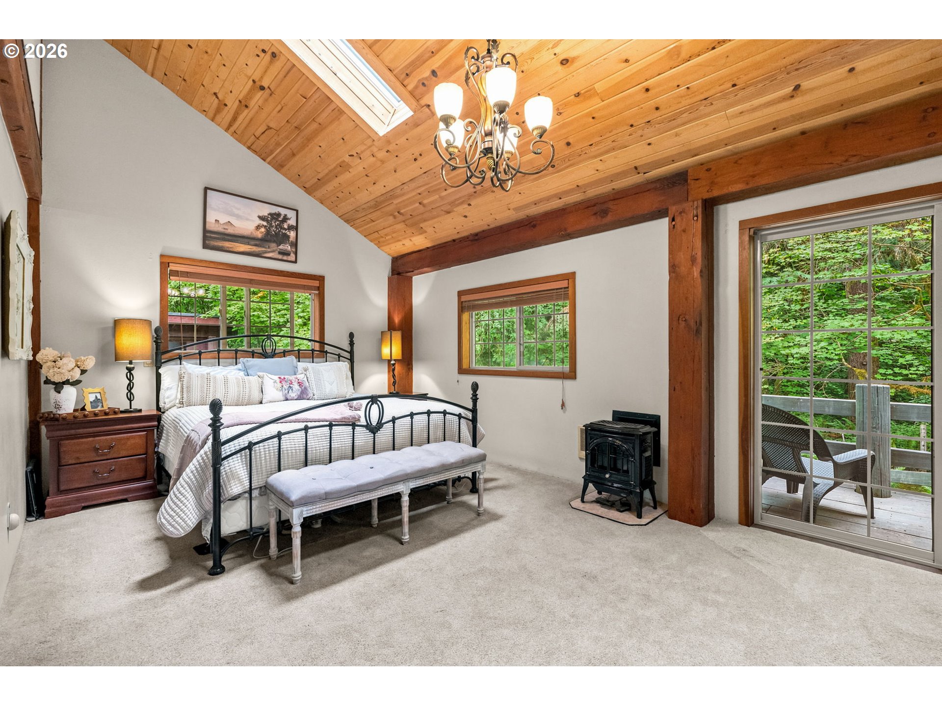 40014 Mohawk River Road Marcola, OR 97454 - Photo 14 of 39 Owner's Suite Bedroom