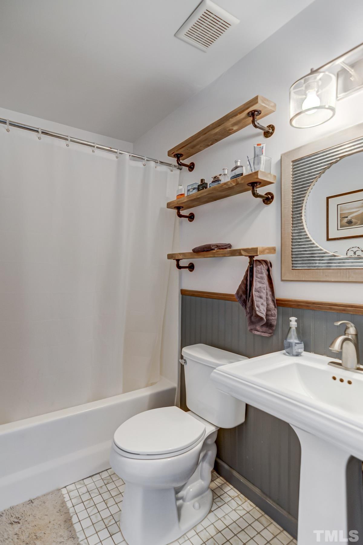 102 Maple Street Raleigh, NC 27610 - Photo 16 of 17