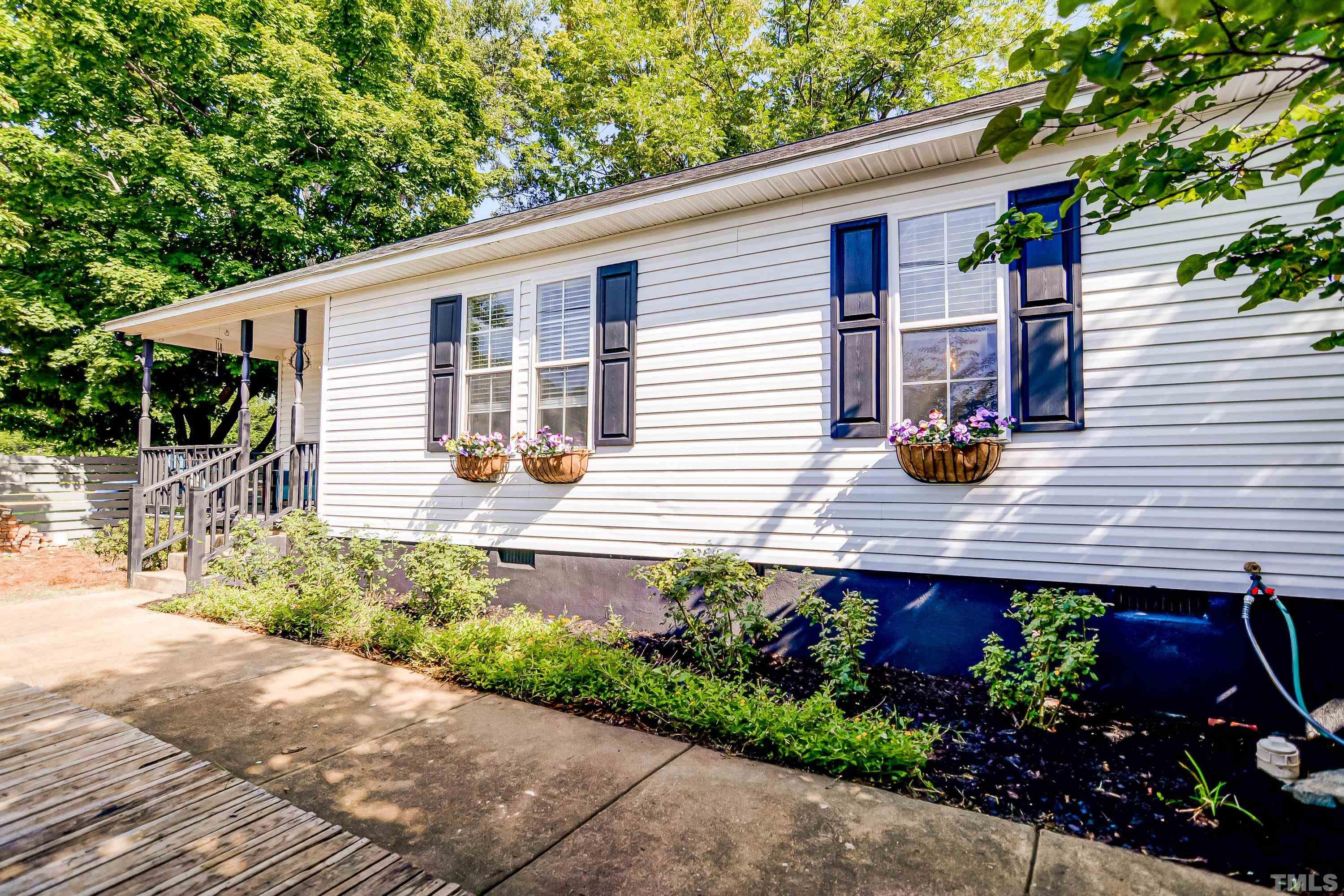 102 Maple Street Raleigh, NC 27610 - Photo 3 of 17