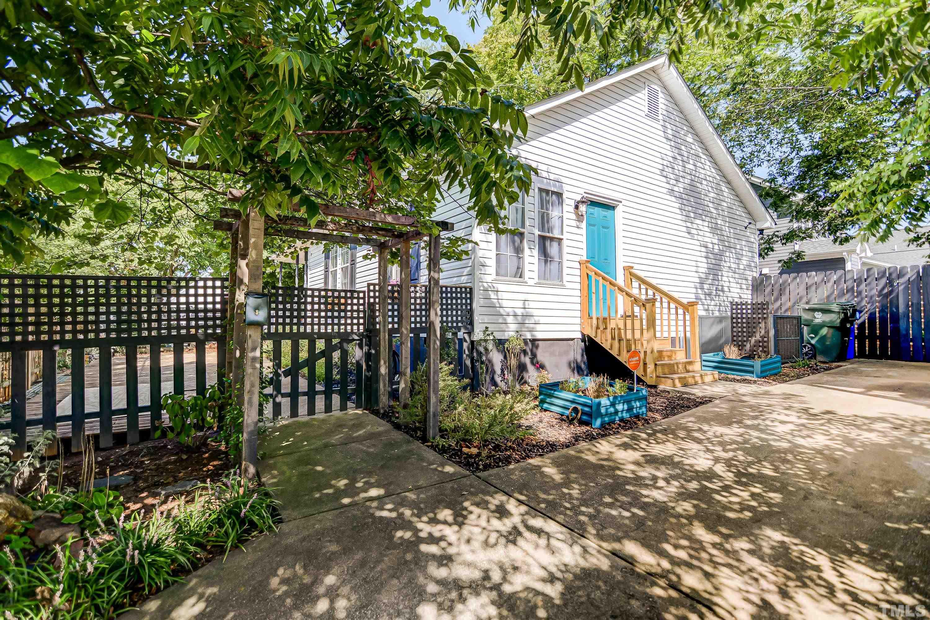 102 Maple Street Raleigh, NC 27610 - Photo 4 of 17