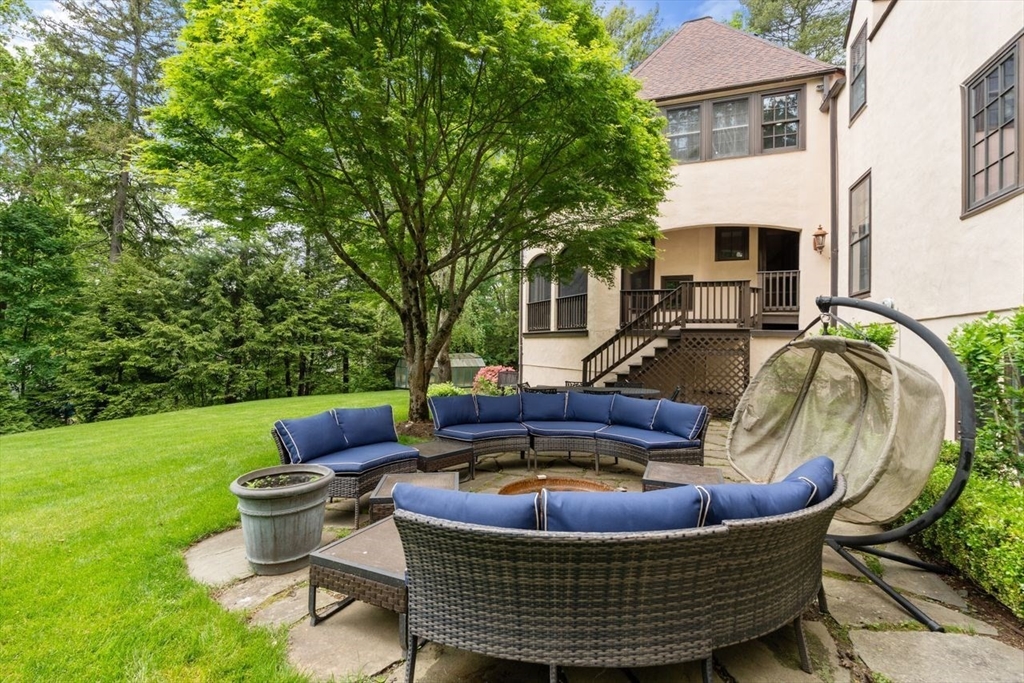 85 Gate House Road Newton, MA 02467 - Photo 11 of 12