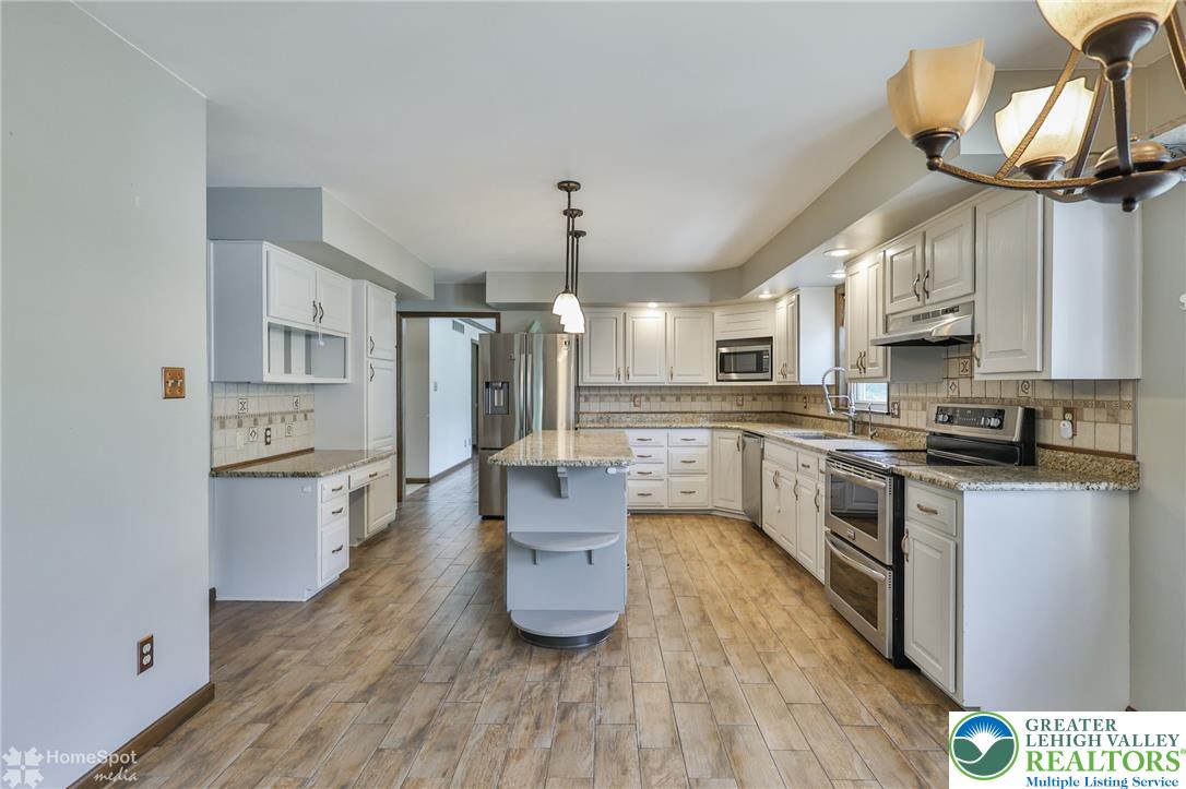 4074 Old Sentry Road Allentown, PA 18104 - Photo 25 of 76