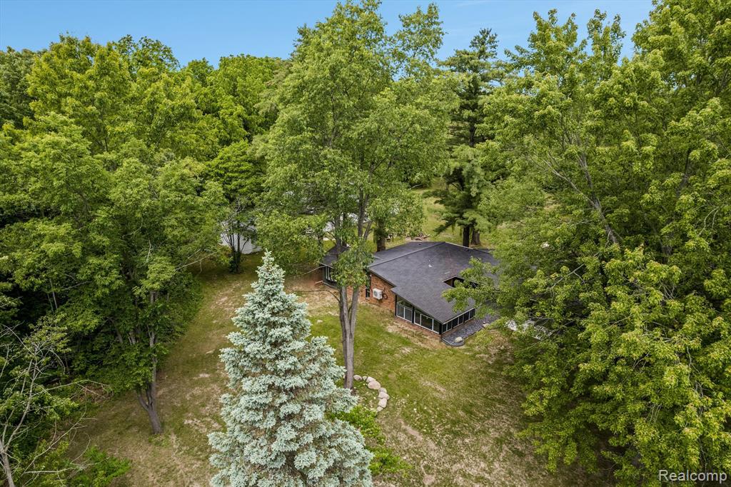 1765 East Predmore Road Oakland, MI 48363 - Photo 7 of 65