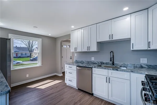 $249,900 | 420 Traverse Boulevard, Tonawanda, NY 14223