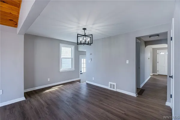 $249,900 | 420 Traverse Boulevard, Tonawanda, NY 14223