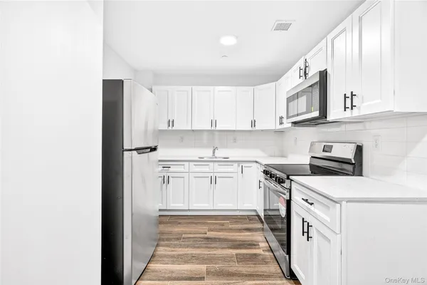 $2,918 | 1591 Jesup Avenue, Unit 4A | Morris Heights