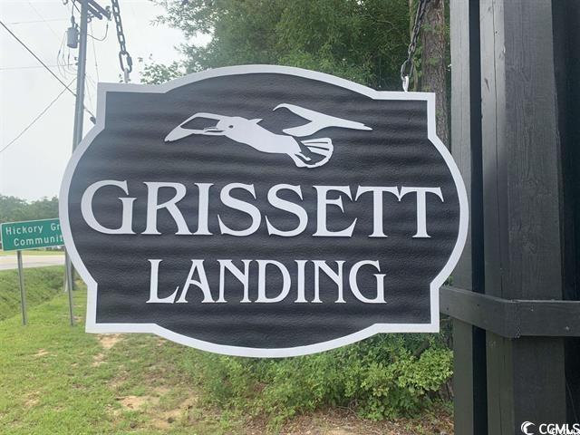 537 Honeyhill Loop Conway, SC 29526 - Photo 38 of 40 Community sign with a yard