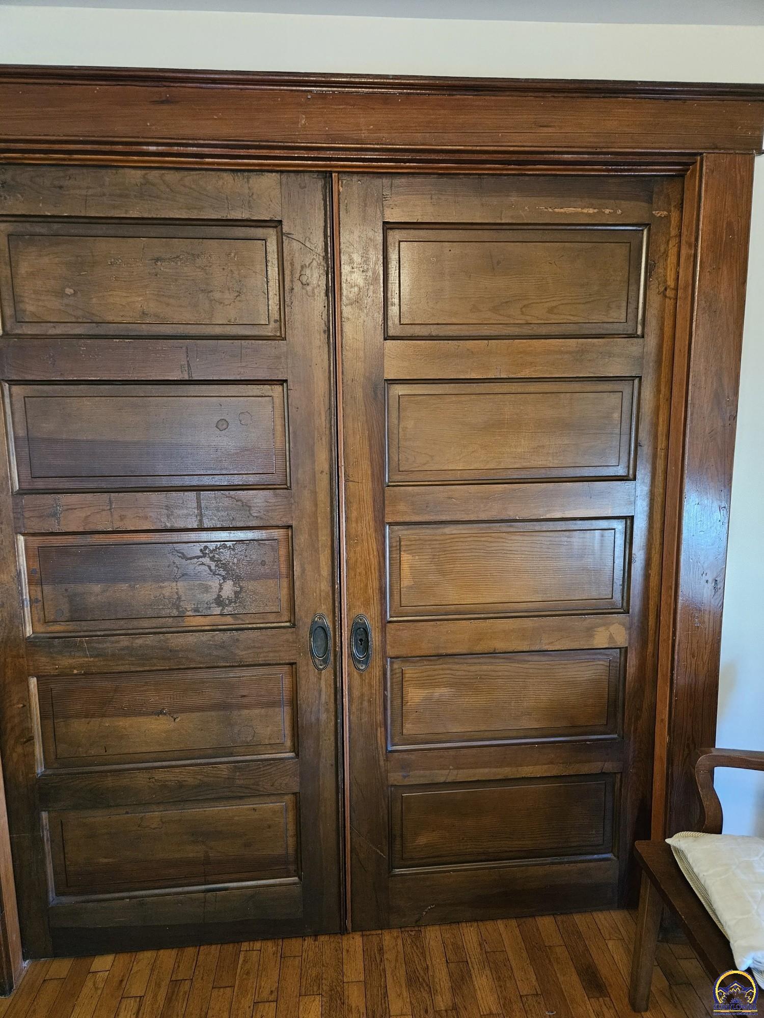 603 Southwest 8th Street Topeka, KS 66612 - Photo 23 of 24 pocket doors