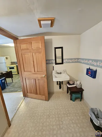 $80,000 | 603 Southwest 8th Street, Topeka, KS 66612