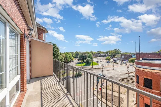 $2,200 | 360 South Elm Street, Greensboro, NC 27401