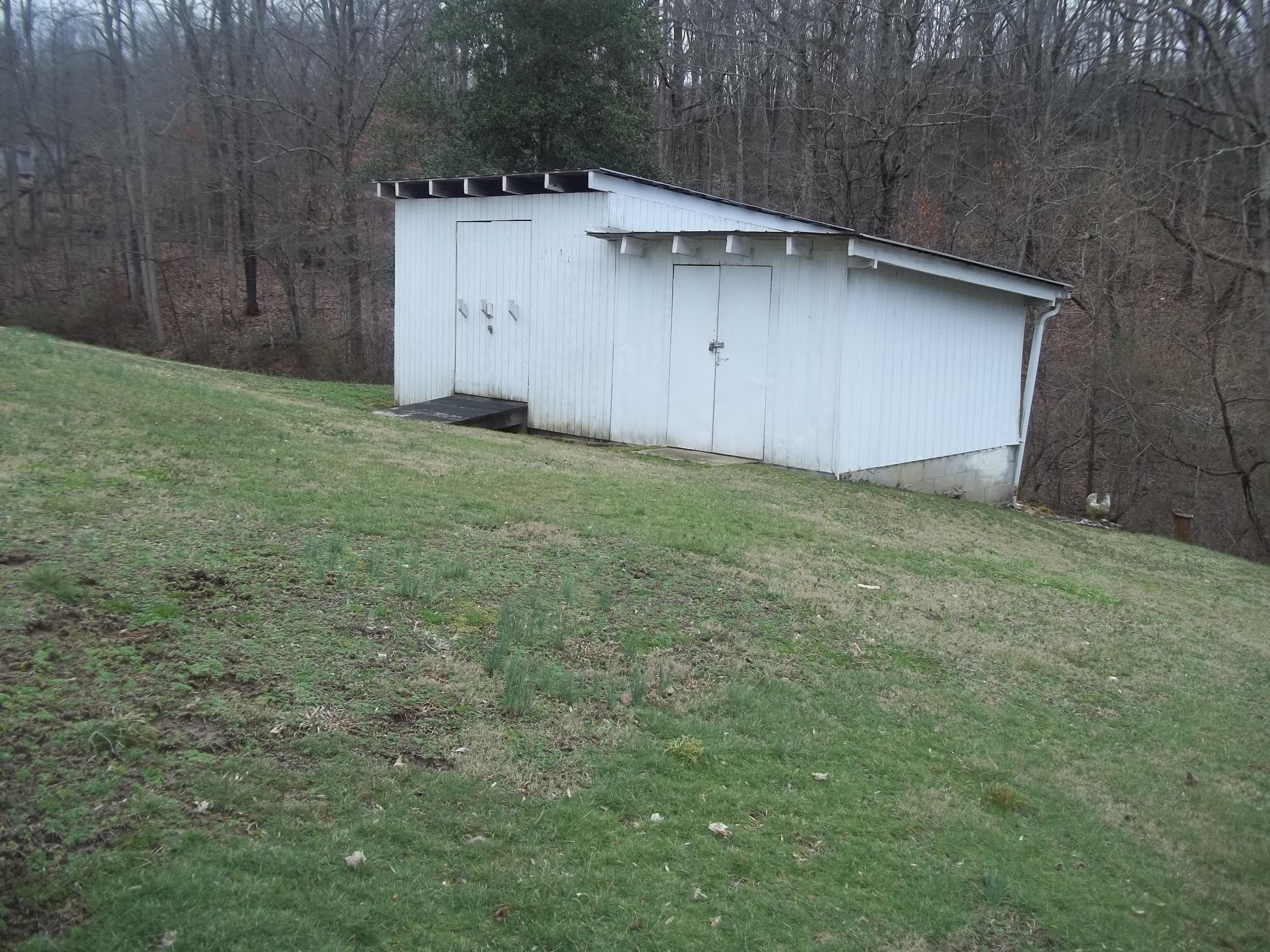 227 Donaldson Hill Road Stearns, KY 42647 - Photo 25 of 27 100_1435