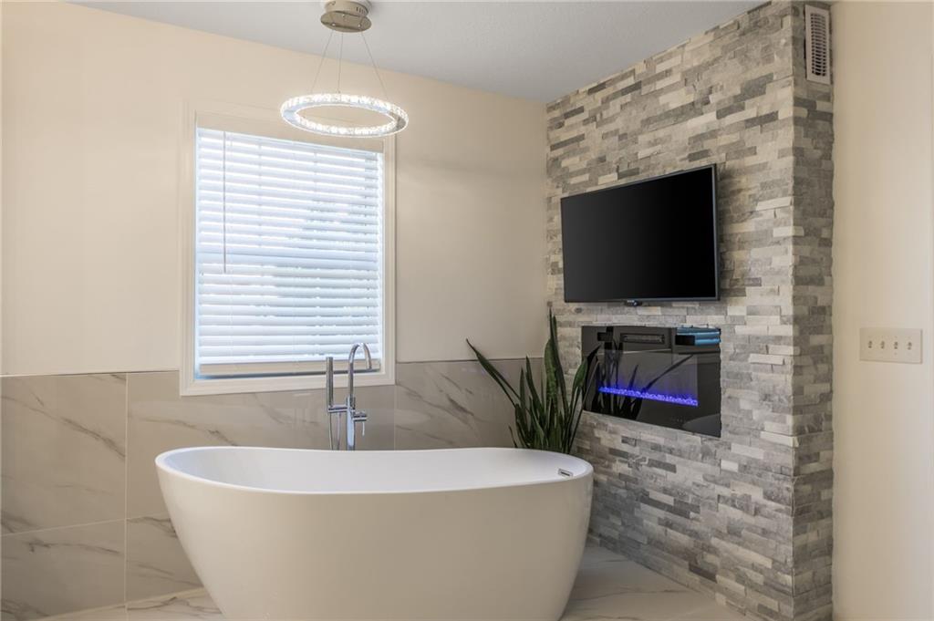 8718 Ridgeway Court Kansas City, MO 64138 - Photo 31 of 45