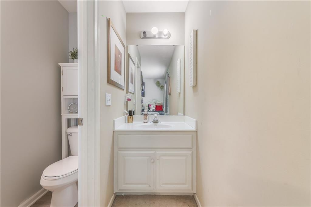 8718 Ridgeway Court Kansas City, MO 64138 - Photo 36 of 45