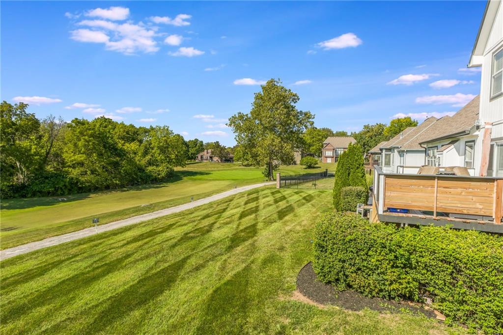 8718 Ridgeway Court Kansas City, MO 64138 - Photo 4 of 45