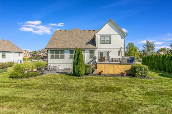 $545,000 | 8718 Ridgeway Court, Kansas City, MO 64138