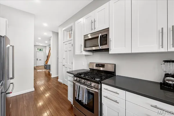 $335,000 | 1323 Shenandoah Avenue, St. Louis, MO 63104
