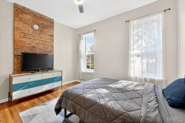 $342,500 | 1323 Shenandoah Avenue, St. Louis, MO 63104