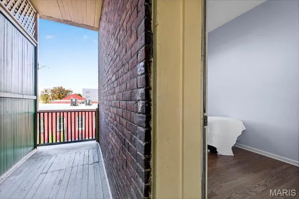 $335,000 | 1323 Shenandoah Avenue, St. Louis, MO 63104