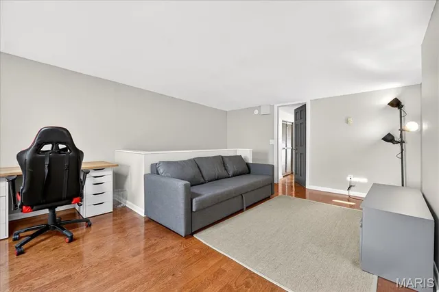 $342,500 | 1323 Shenandoah Avenue, St. Louis, MO 63104