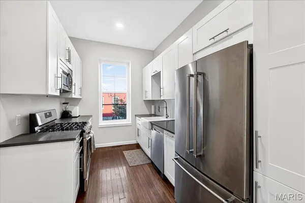 $335,000 | 1323 Shenandoah Avenue, St. Louis, MO 63104