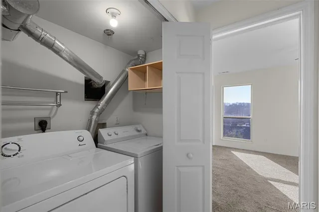 $180,000 | 1724 Whispering Creek Drive, Unit A, Ballwin, MO 63021