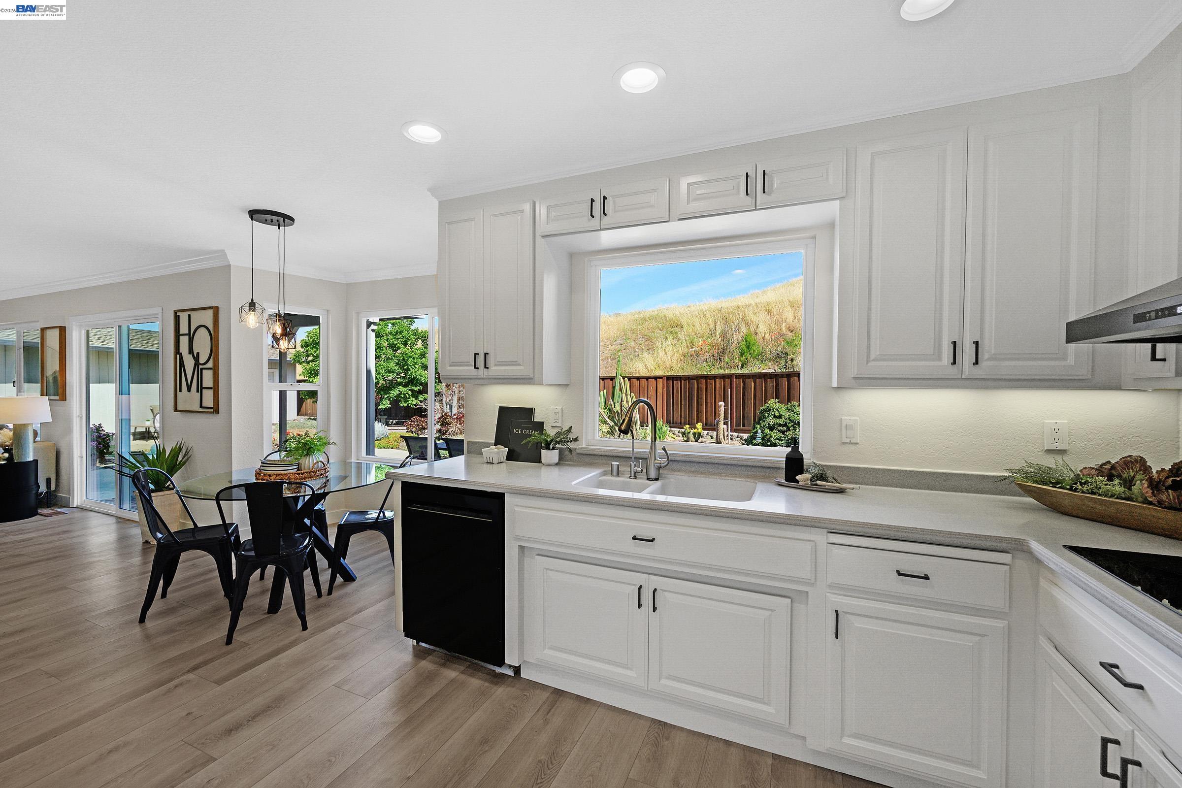 7487 Quartz Circle Dublin, CA 94568 - Photo 8 of 37