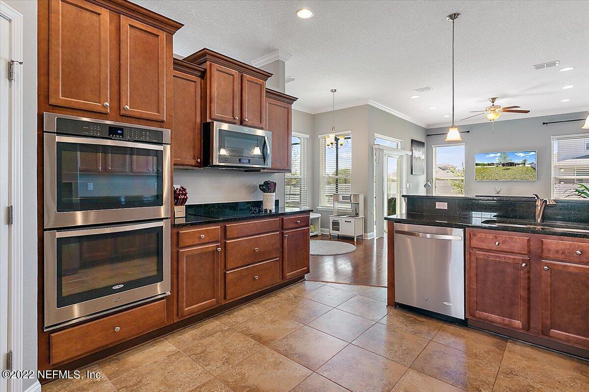 12126 Ridge Crossing Way Jacksonville, FL 32226 - Photo 8 of 29 Gourmet Kitchen