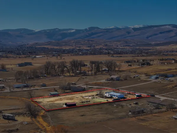 $334,900 | 53 Del-Ray Drive, Lander, WY 82520