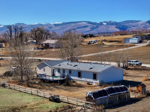 $334,900 | 53 Del-Ray Drive, Lander, WY 82520
