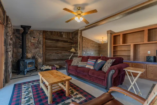 $334,900 | 53 Del-Ray Drive, Lander, WY 82520