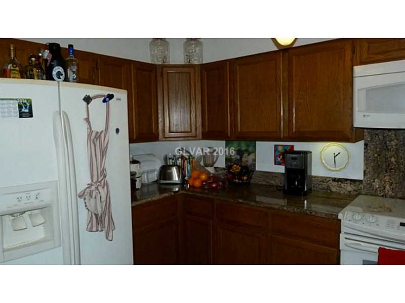6448 West Plumcrest Road Las Vegas, NV 89108 - Photo 7 of 26 Property Photo.