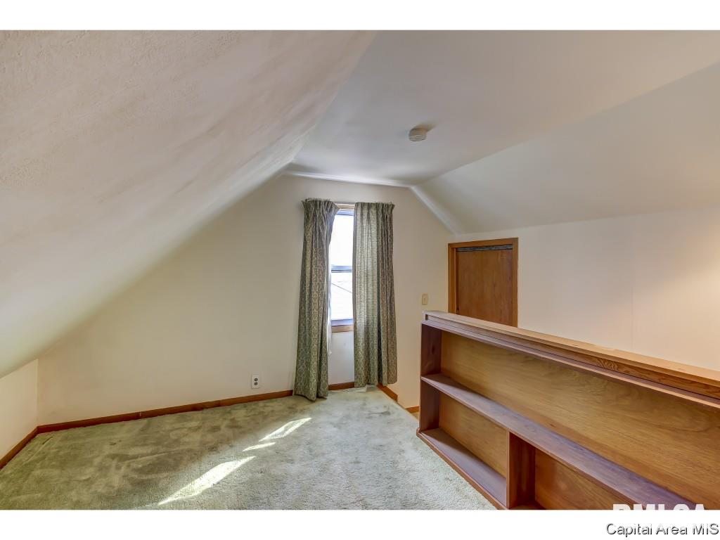 2118 East Pickett Street Springfield, IL 62703 - Photo 14 of 32 Gallery Image 14