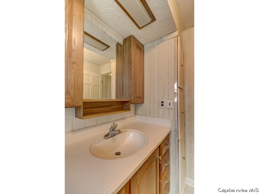 2118 East Pickett Street Springfield, IL 62703 - Photo 15 of 32 Gallery Image 15
