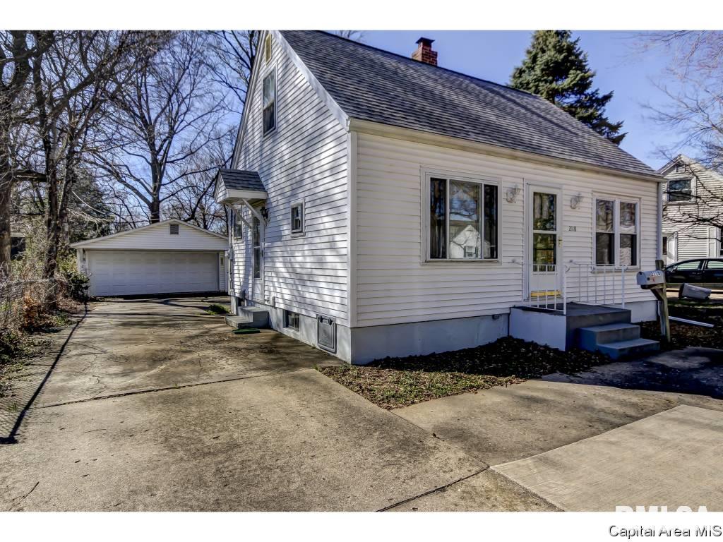 2118 East Pickett Street Springfield, IL 62703 - Photo 23 of 32 Gallery Image 23