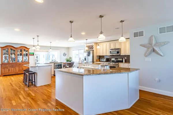 $12,000 | 233 12th Avenue, Seaside Park, NJ 08752