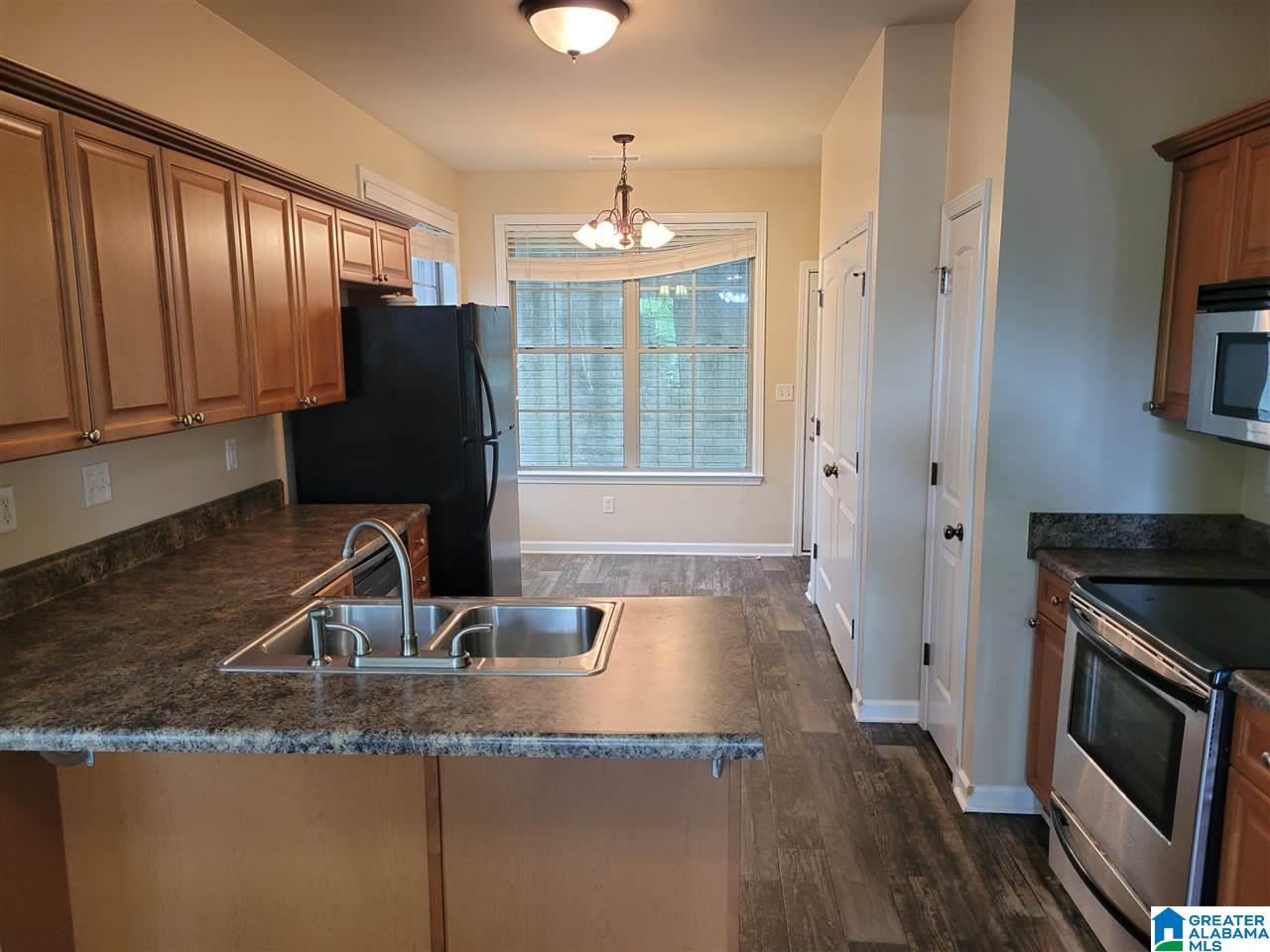 2204 Ridgemont Drive Birmingham, AL 35244 - Photo 4 of 13