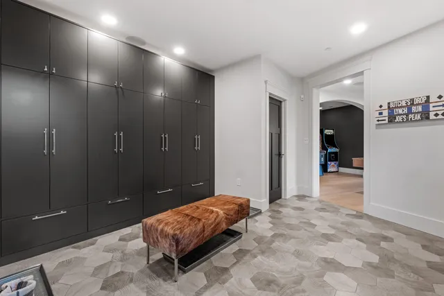 $4,995,000 | 16 Back Forty Road, Lincoln, NH 03251