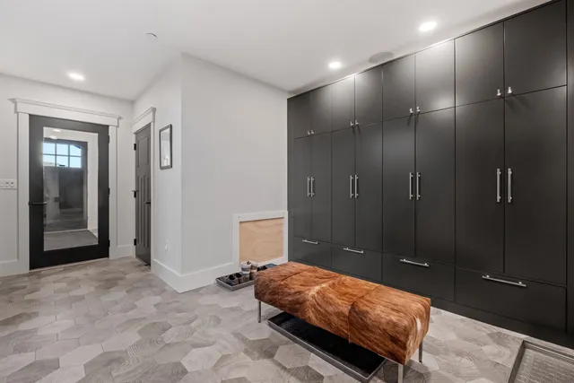 $4,995,000 | 16 Back Forty Road, Lincoln, NH 03251