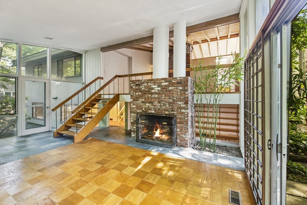 20 Laurel Road Swampscott, MA 01907 - Photo 10 of 23 Gallery Image 10