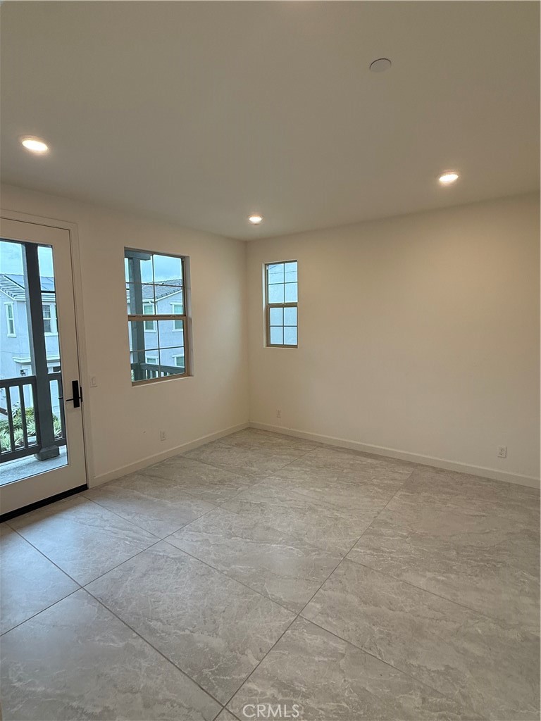 12358 Primrose Avenue Whittier, CA 90602 - Photo 4 of 50 an empty room with windows